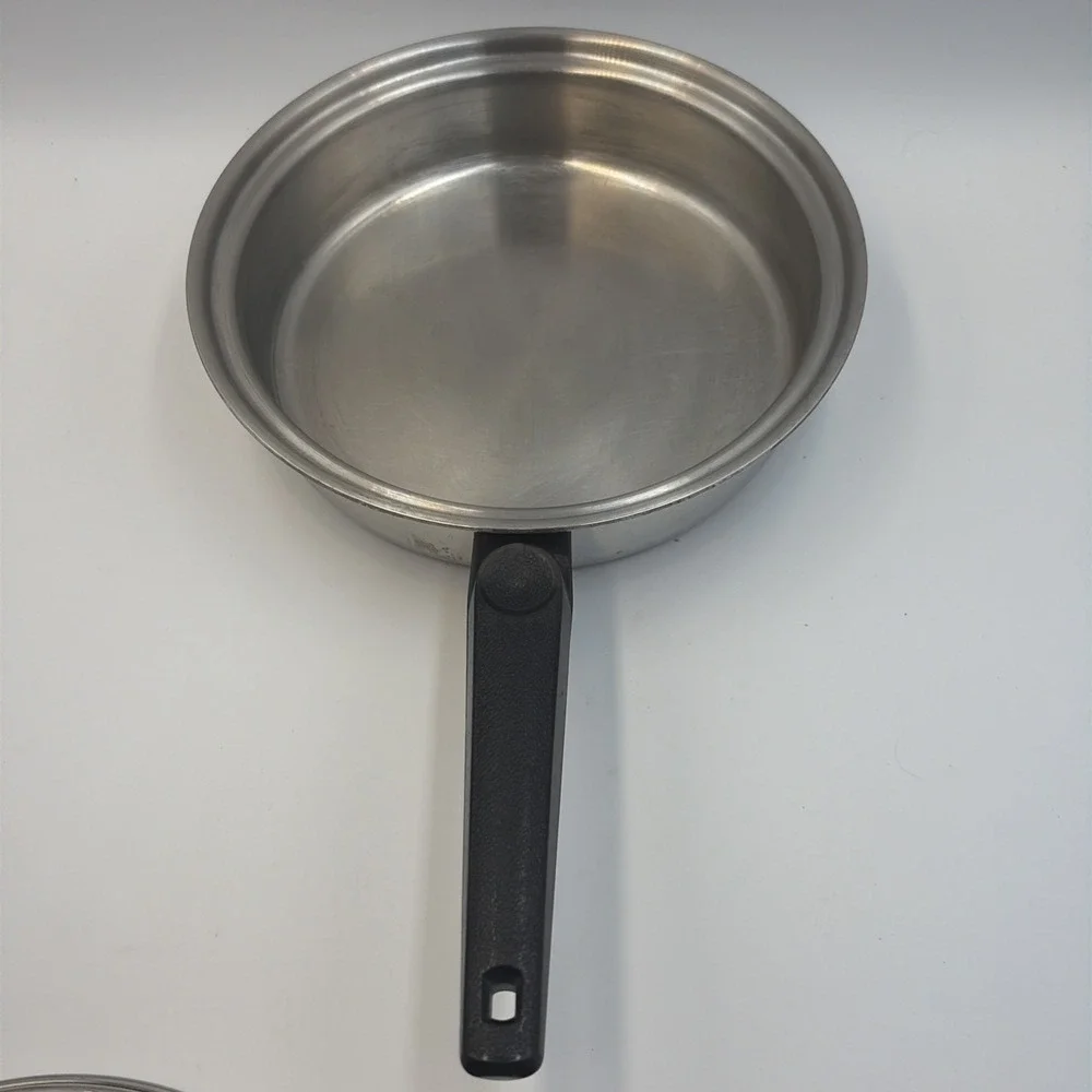 Ekco EHP 5-ply Alcore Aluminum Core Stainless Steel 9